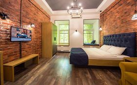 Self Check-In Apartments Near Landscape Alley