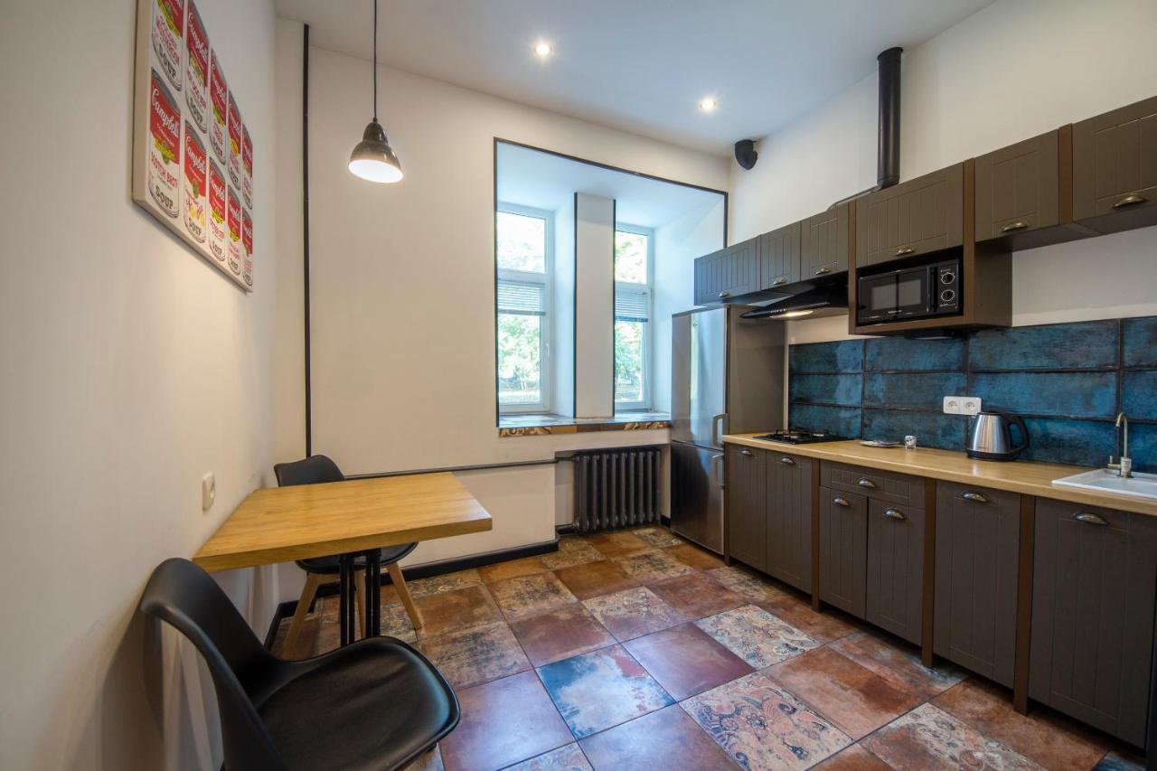 Self Check-In Apartments Near Landscape Alley Київ Екстер'єр фото